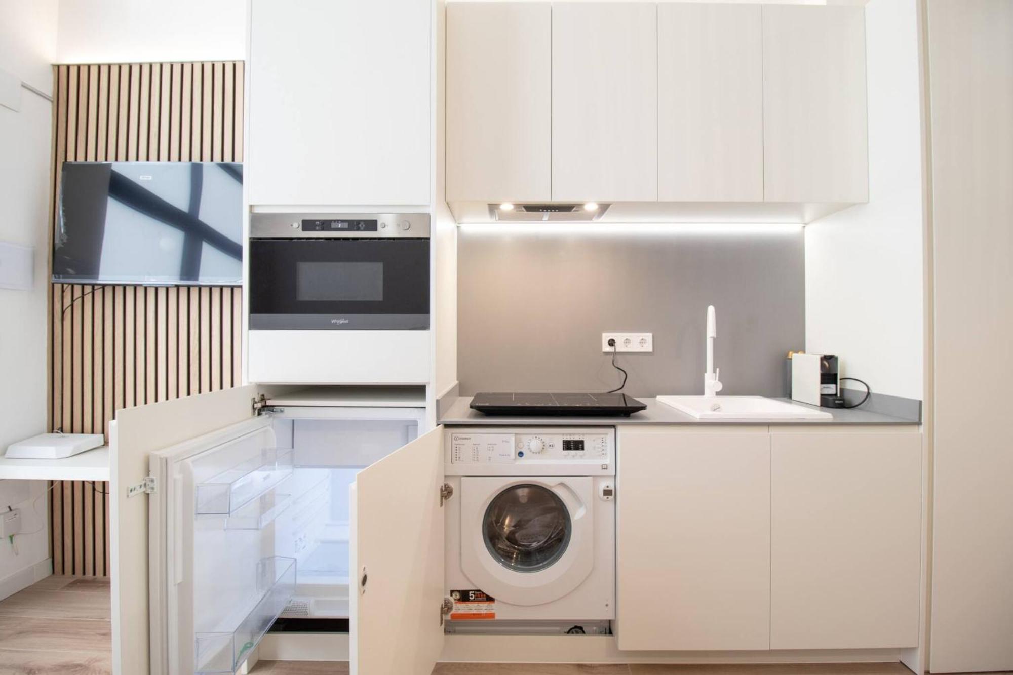 Appartamento Maritim 2 By Concept Flats Valenza Esterno foto