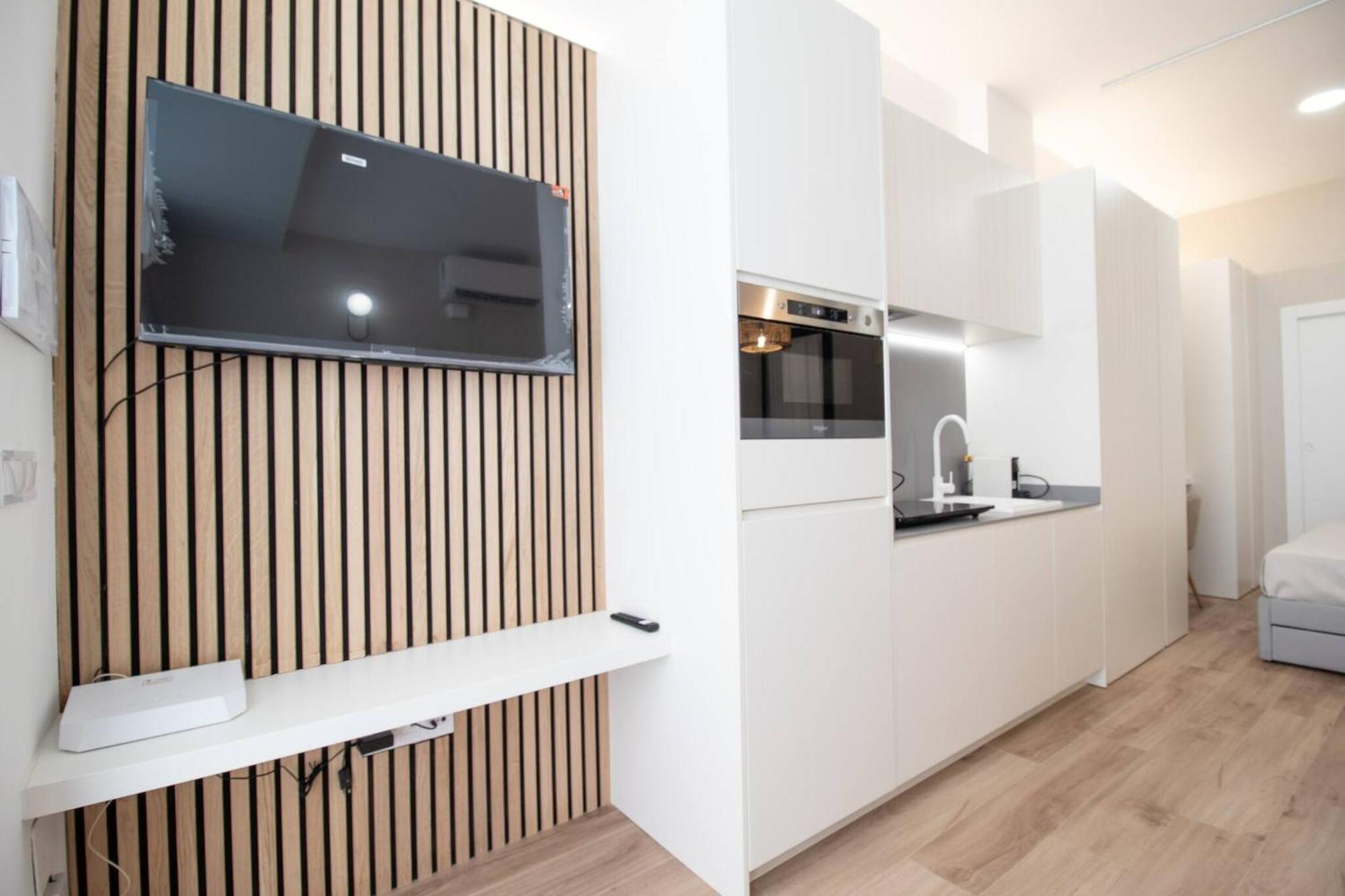 Appartamento Maritim 2 By Concept Flats Valenza Esterno foto