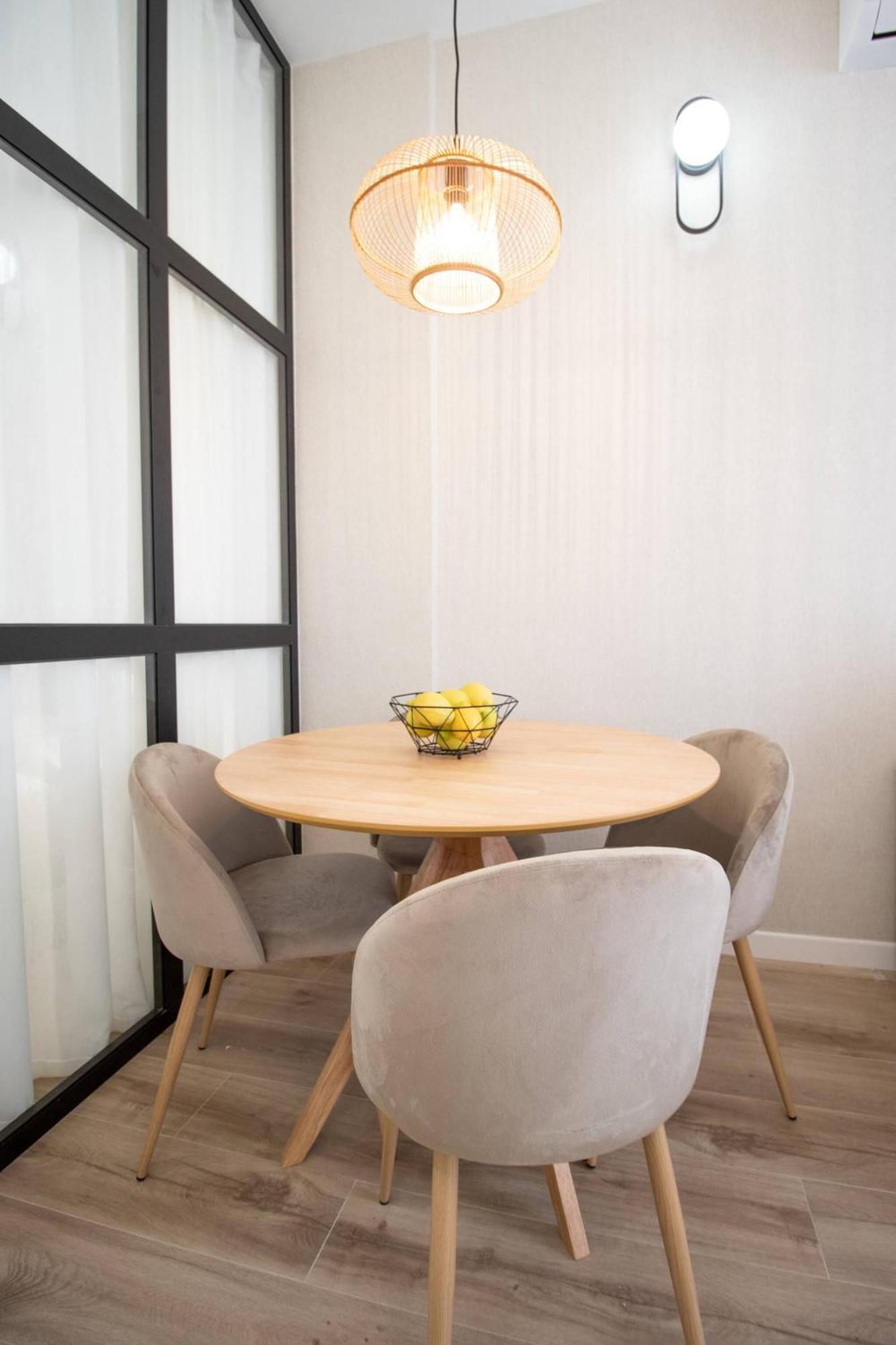 Appartamento Maritim 2 By Concept Flats Valenza Esterno foto