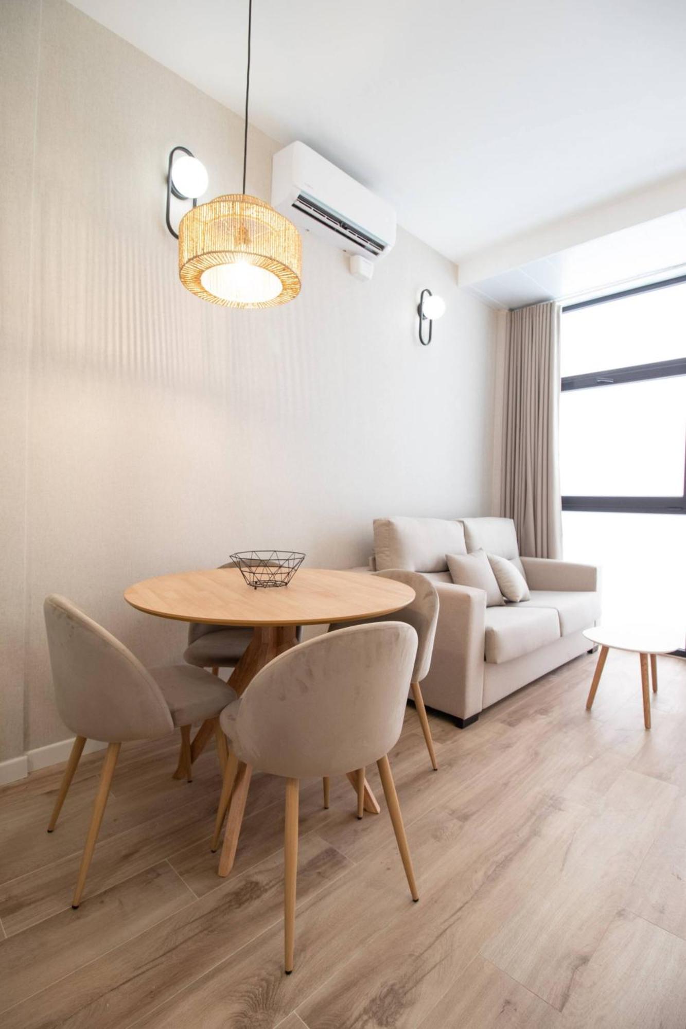 Appartamento Maritim 2 By Concept Flats Valenza Esterno foto