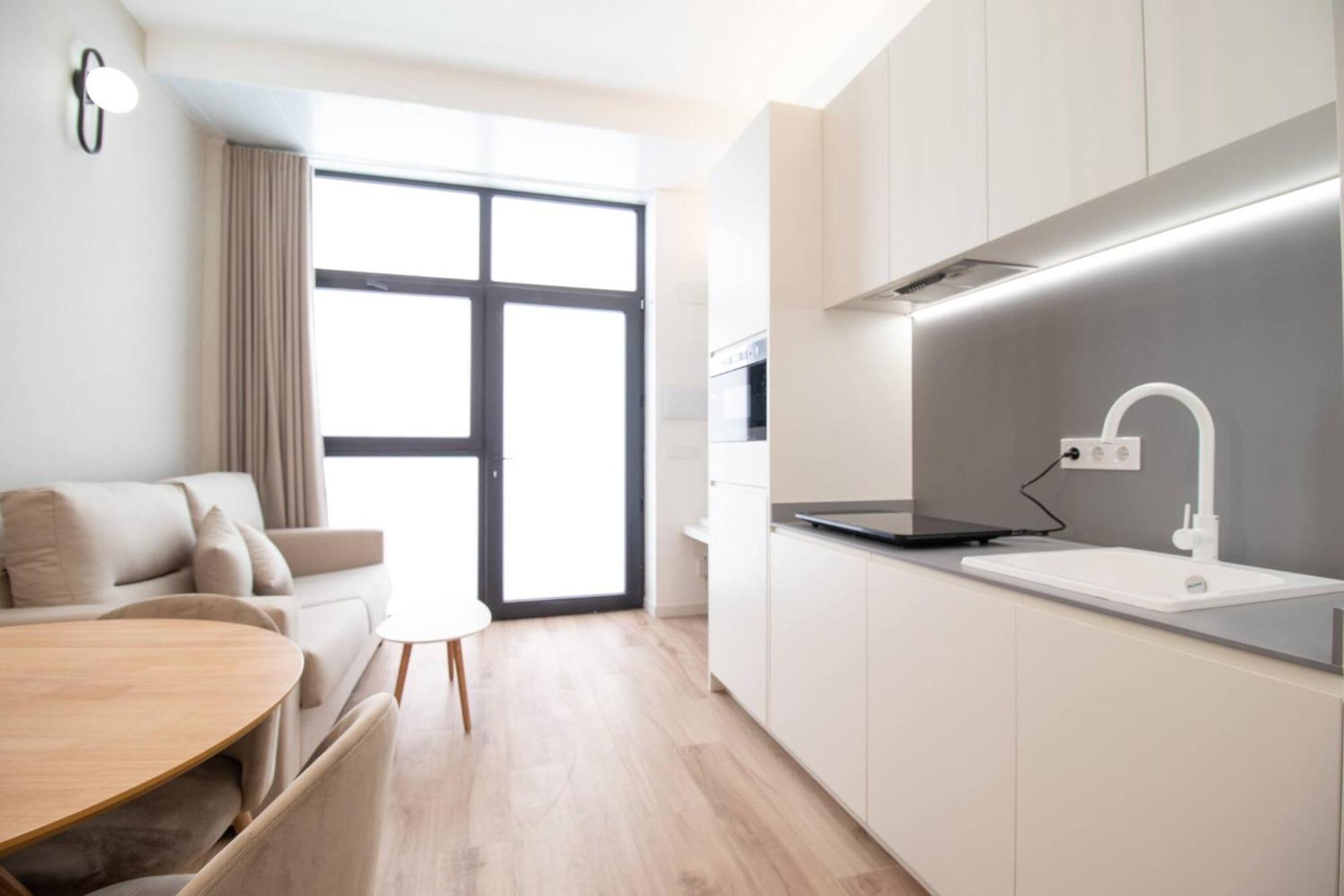 Appartamento Maritim 2 By Concept Flats Valenza Esterno foto