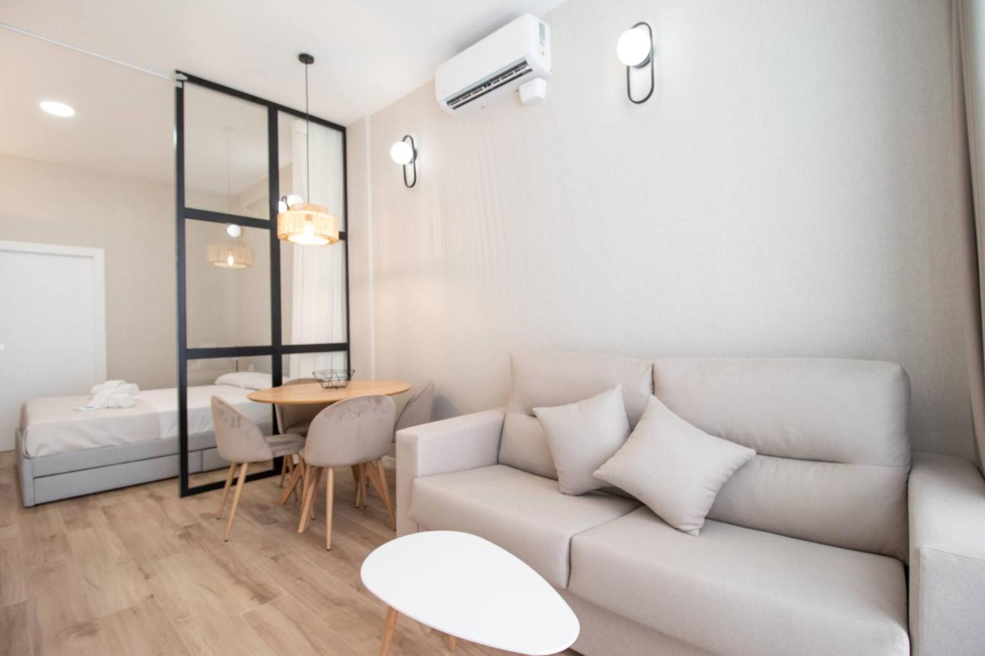 Appartamento Maritim 2 By Concept Flats Valenza Esterno foto